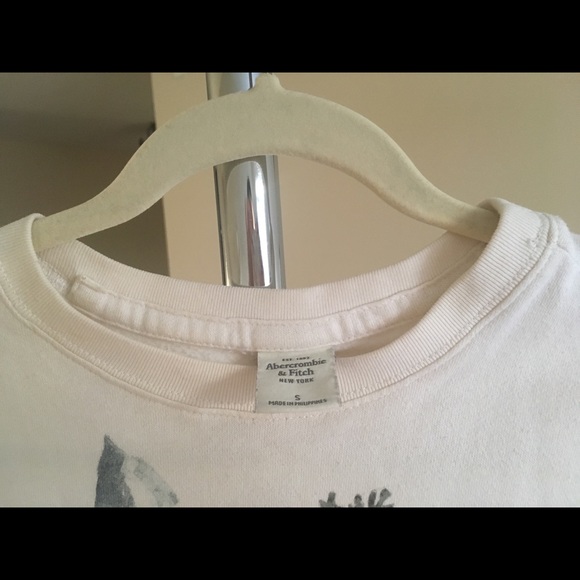 A&F sweatshirt - Picture 3 of 4